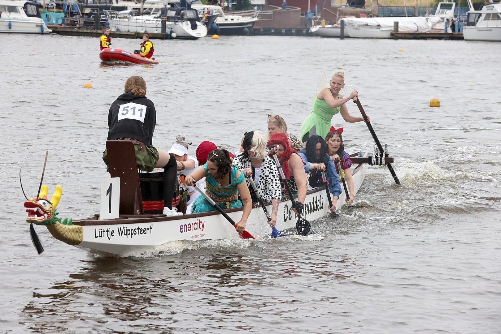 14. Hafenmeile Emden gestartet - Bild 16