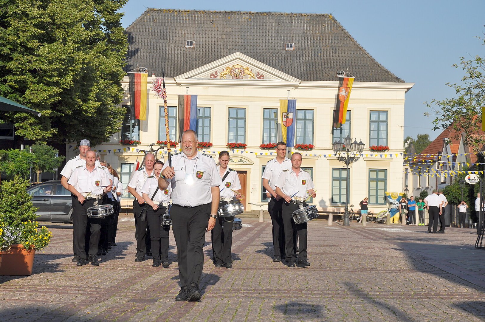 Schützenfest Esens 2023 - Bild 1