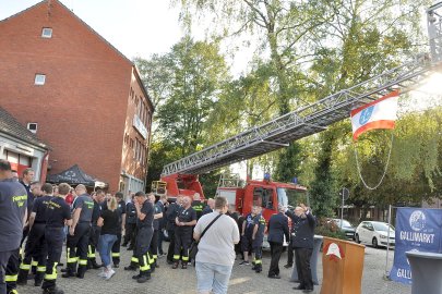 Neue Drehleiter für Leeraner Feuerwehr  - Bild 2