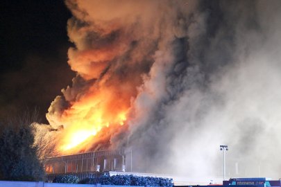 Turnhalle in Neermoor abgebrannt - Bild 4