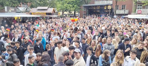 Public Viewing in Leer - Bild 13