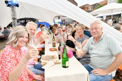 Aurich feierte das Wein- und Gourmetfest  - Bild 3