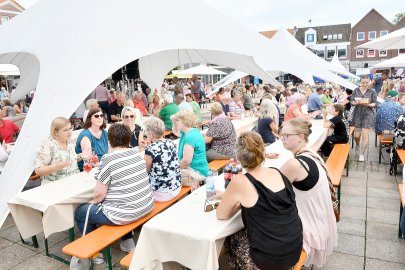 Aurich feierte das Wein- und Gourmetfest  - Bild 12