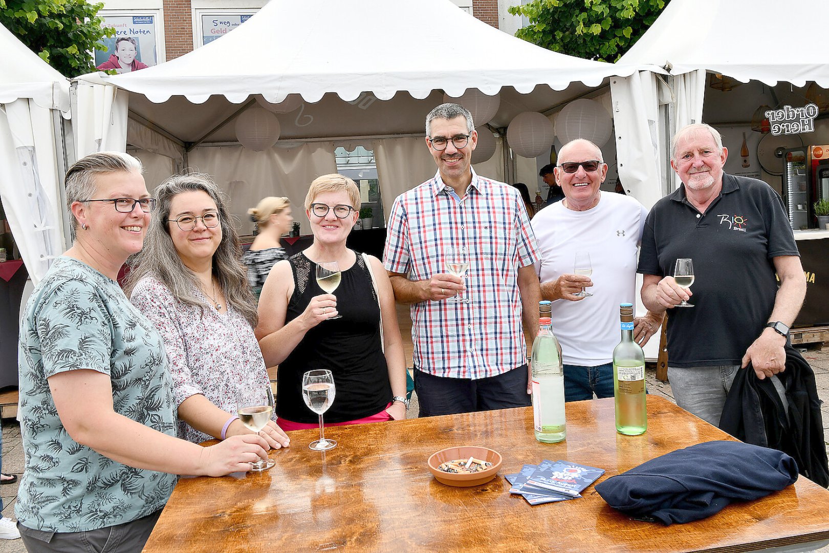 Aurich feierte das Wein- und Gourmetfest  - Bild 15