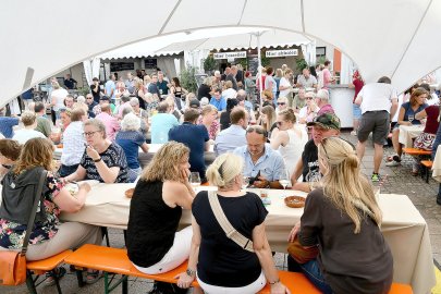 Aurich feierte das Wein- und Gourmetfest  - Bild 29