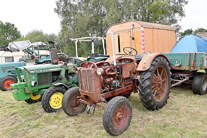 Oldtimertreffen in Veenhusen hat begonnen - Bild 36