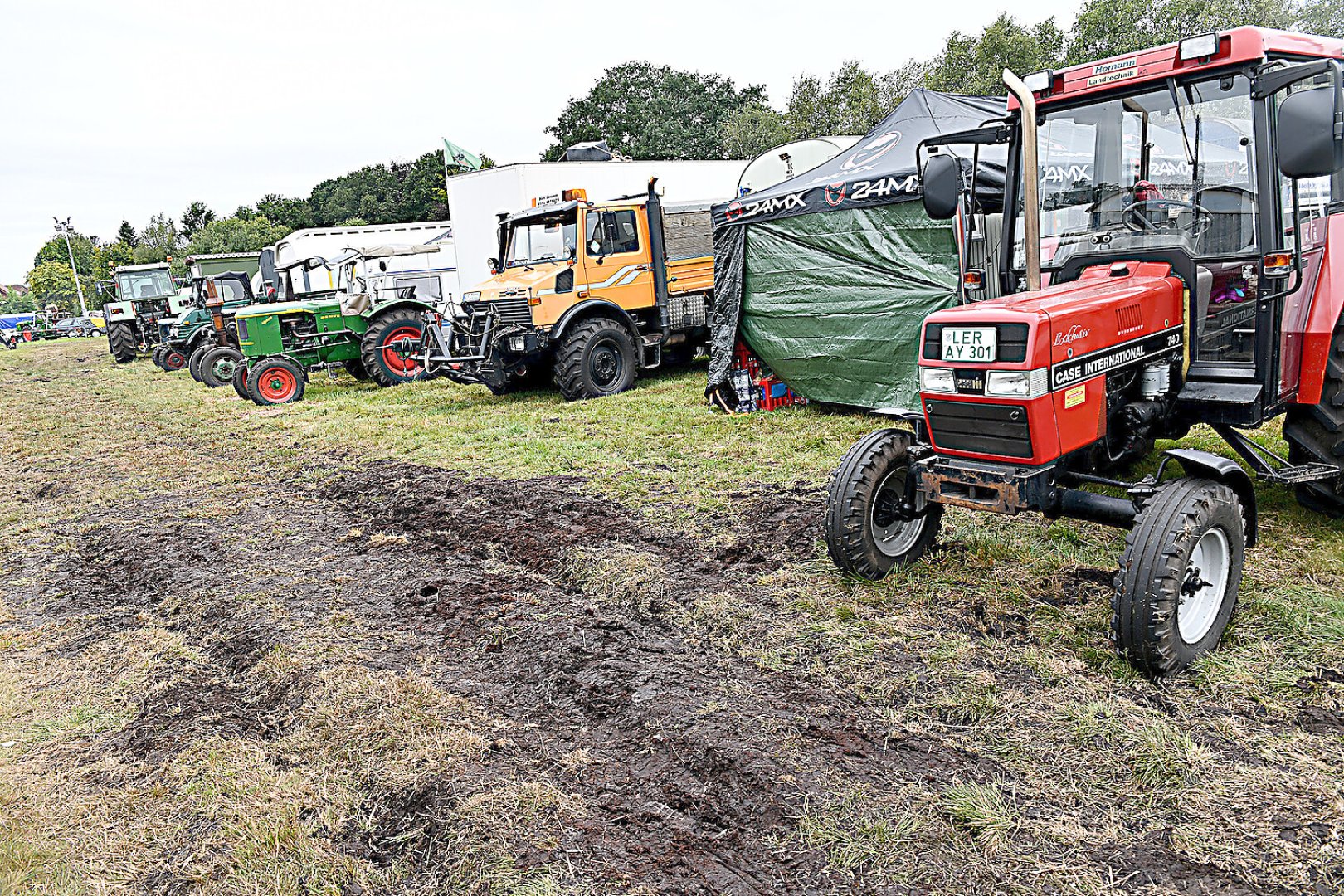 Oldtimertreffen in Veenhusen hat begonnen - Bild 51