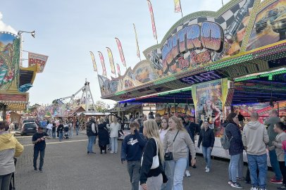 Eindrücke vom Emder Schützenfest  - Bild 15