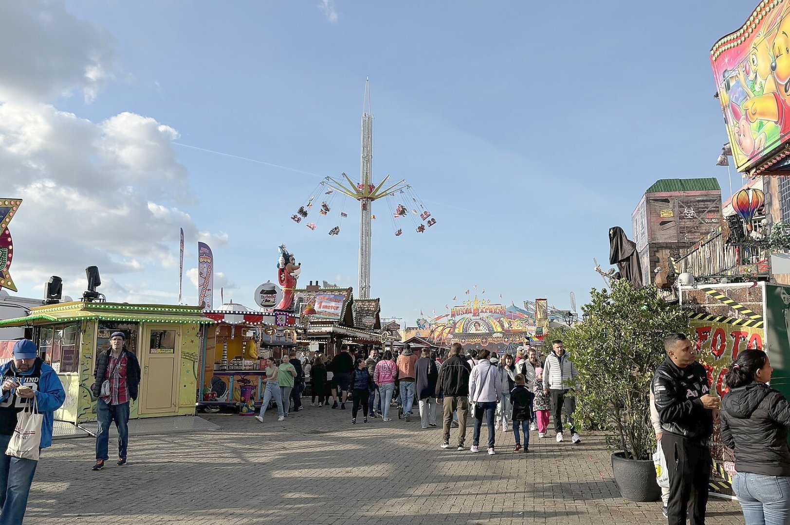 Eindrücke vom Emder Schützenfest  - Bild 29