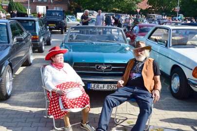 Herbstmarkt Remels bei Sonnenschein gut besucht - Bild 6