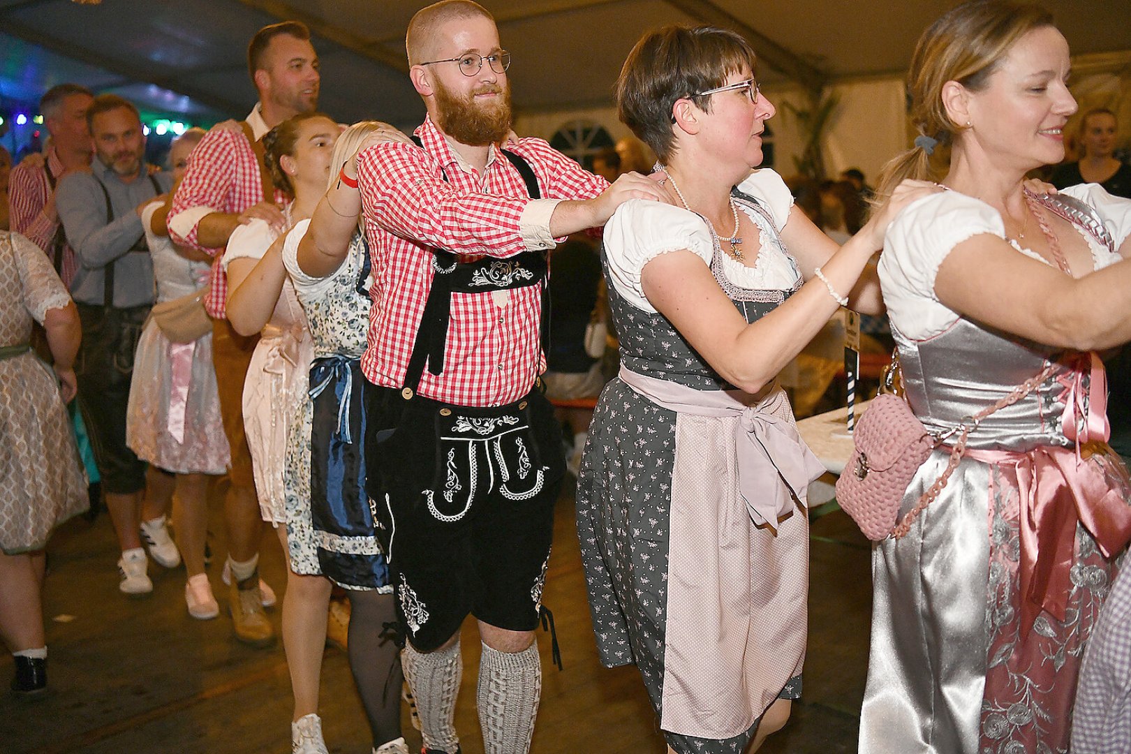 Die Fotos vom Oktoberfest in Veenhusen Teil 3 - Bild 34