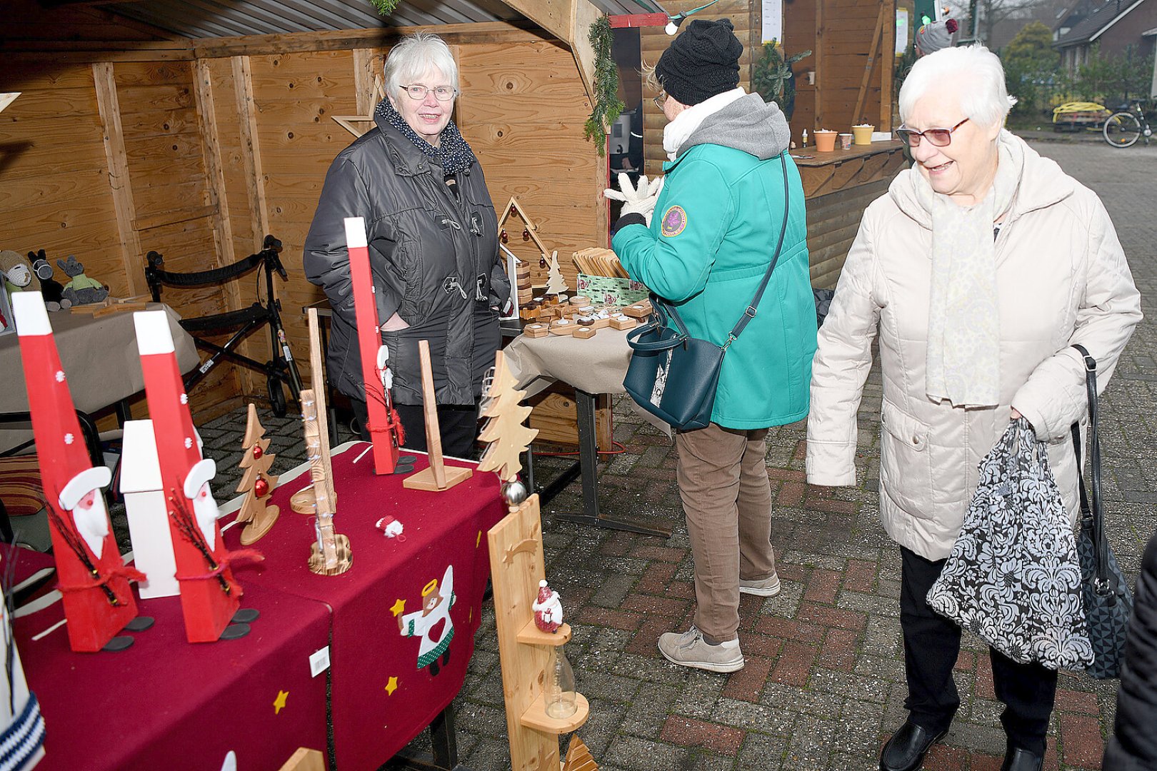 Weihnachtsmarkt in Warsingsfehn - Bild 1