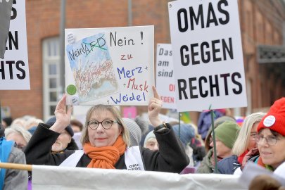 Mehr als 1500 Menschen bei Demonstration in Leer - Bild 16