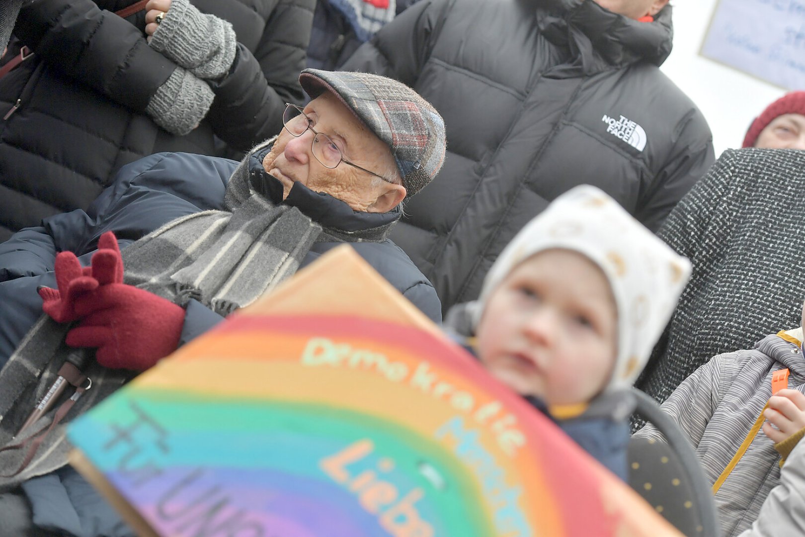 Mehr als 1500 Menschen bei Demonstration in Leer - Bild 22