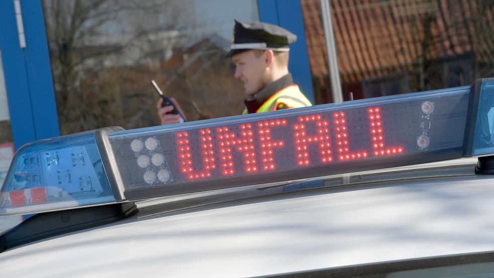 Die Polizeibeamten wurden am Montag zu einem Unfall in Bensersiel gerufen. Symbolfoto: Ortgies/Archiv