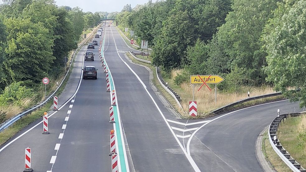 An der Auffahrt Jever-Ost der B 210 hat sich am 28. Oktober 2021 der Unfall ereignet. Die Bundesstraße wird derzeit saniert. Foto: Archiv/Ullrich