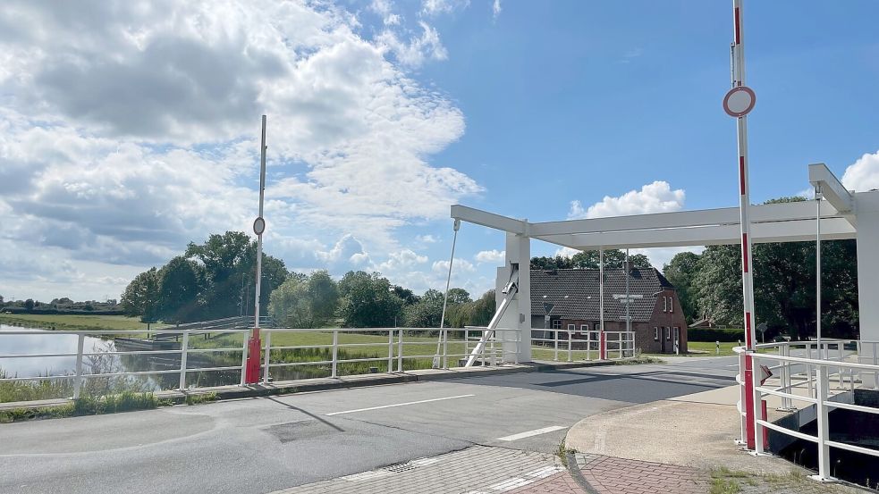 Durch Brückenfehn können die Autofahrer nun wieder fahren. Foto: Nording