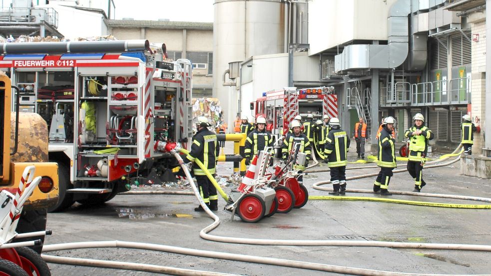 Zahlreiche Einsatzkräfte waren bei der Übung dabei.Foto: Rand