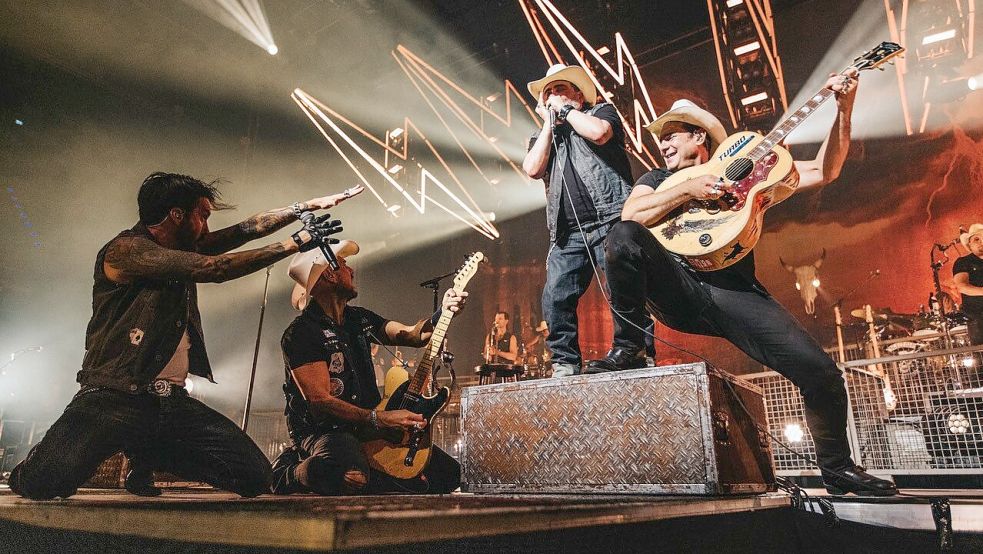 Die Hauptstadt-Cowboys geben auf der Bühne stets Vollgas. Foto: Chris Heidrich