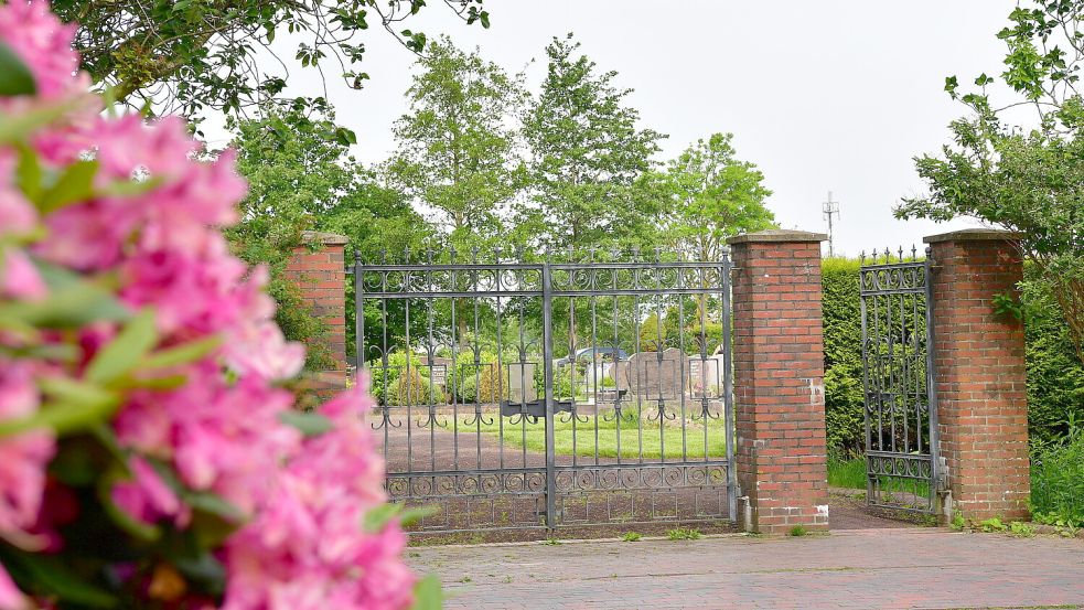 Auch hier steigen die Preise: der Friedhof in Hinte. Foto: Wagenaar