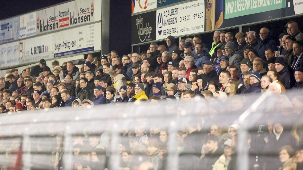 Gegen die Meppener Zweitvertretung kamen in der letzten Saison 2404 Zuschauer ins Ostfrieslandstadion. Diese Zahl dürfte in der Regionalliga gegen die Emsländer sicher noch deutlich steigen. Archivfoto: Doden/Emden