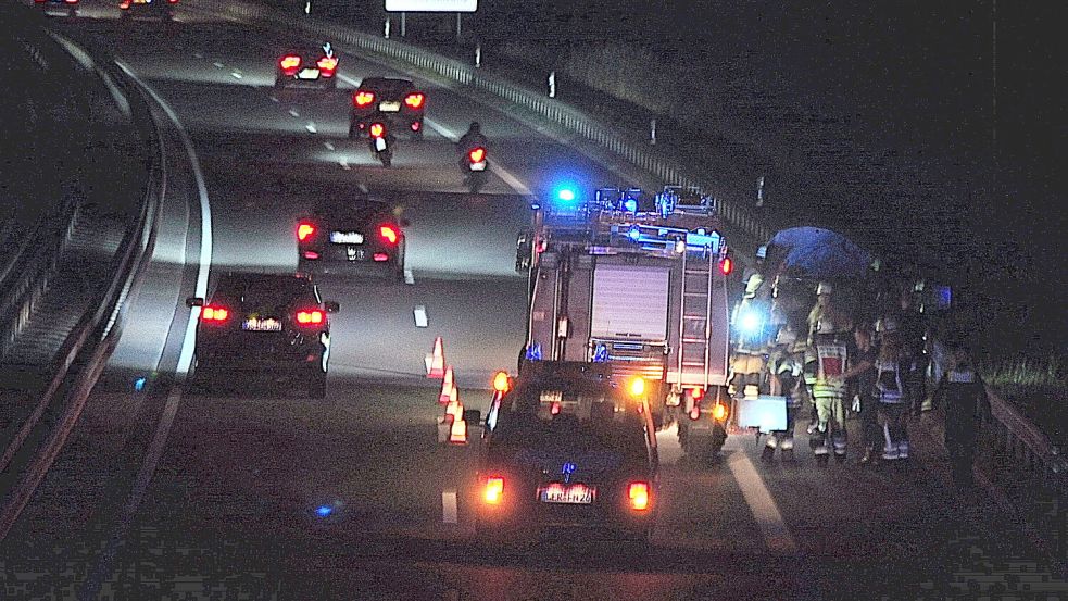 Die Feuerwehr wurde zu dem Einsatz auf der Autobahn 31 gerufen. Foto: Wolters