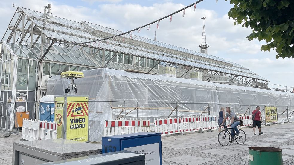 In der Auricher Markthalle, die derzeit umgebaut wird, soll später auch eine überdachte Fahrradabstellstation eingerichtet werden. Foto: Boschbach