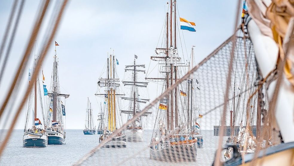 Die Regatta der Traditionssegler lockt: Am letzten Septemberwochenende ist in Wilhelmshaven einiges los. Foto: Rainer Ganske