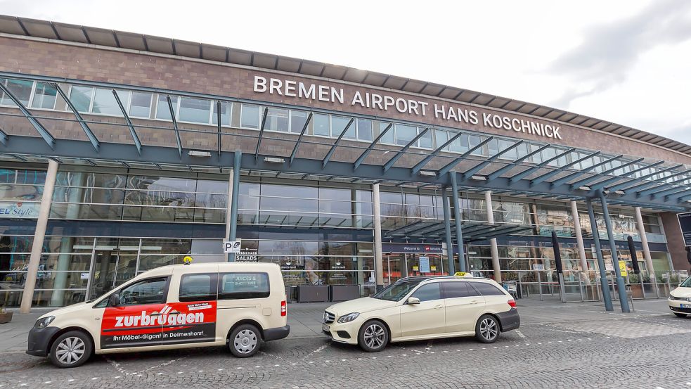 Ein verlassenes Gebäckstück hat am Bremer Flughafen für stundenlange Behinderungen gesorgt. Foto: imago images / Markus Mainka