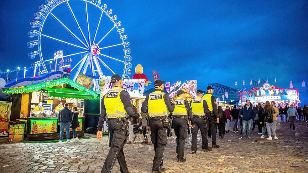 Am Freitag startet der Bremer Freimarkt. Die Polizei will die Überwachung ausweiten. Foto: Sina Schuldt