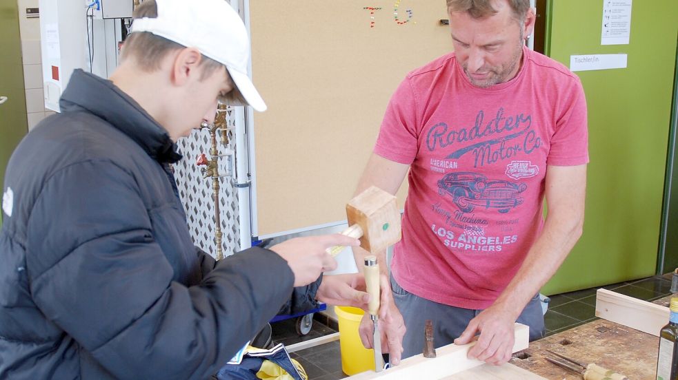 In der Vergangenheit konnten sich Inselschüler auch bei Tagen der offenen Tür der Berufsbildenden Schulen über Ausbildungsberufe informieren. Foto: Archiv/Ferber