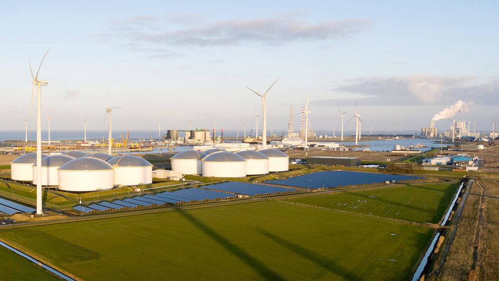 Bisher werden in Eemshaven Wind-, Solar- und Kohleenergie gewonnen. Kommt in Zukunft tatsächlich noch Atomkraft hinzu? Foto: Westend61/Imago Images