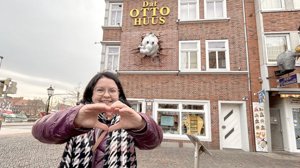 Bettina Ceran liebt Otto Waalkes und seine Ottifanten. Sie hat sogar ein eigenes Lied dazu komponiert. Foto: Tomé